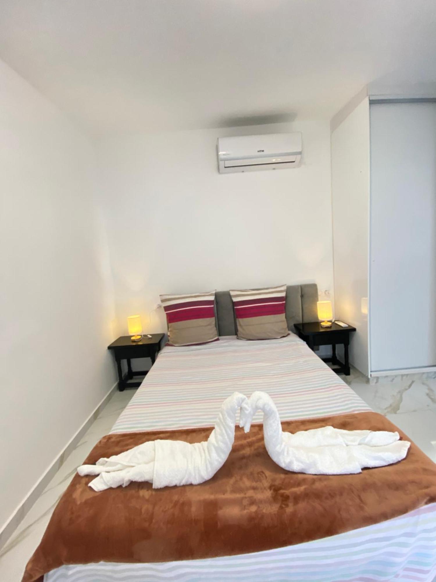 Sol Playa Piscina Apartment Empuriabrava Exterior photo